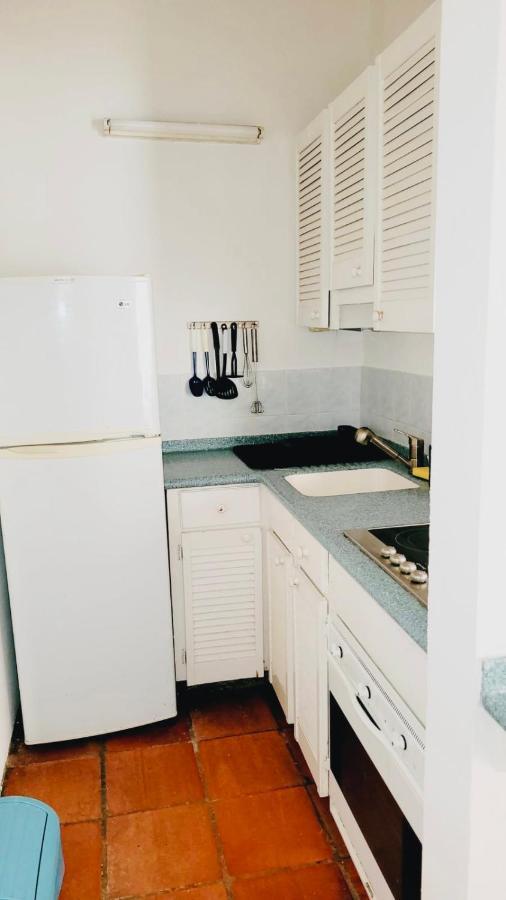 Sugalove Villa 30 Flamboyant Ave سانت جيمس المظهر الخارجي الصورة