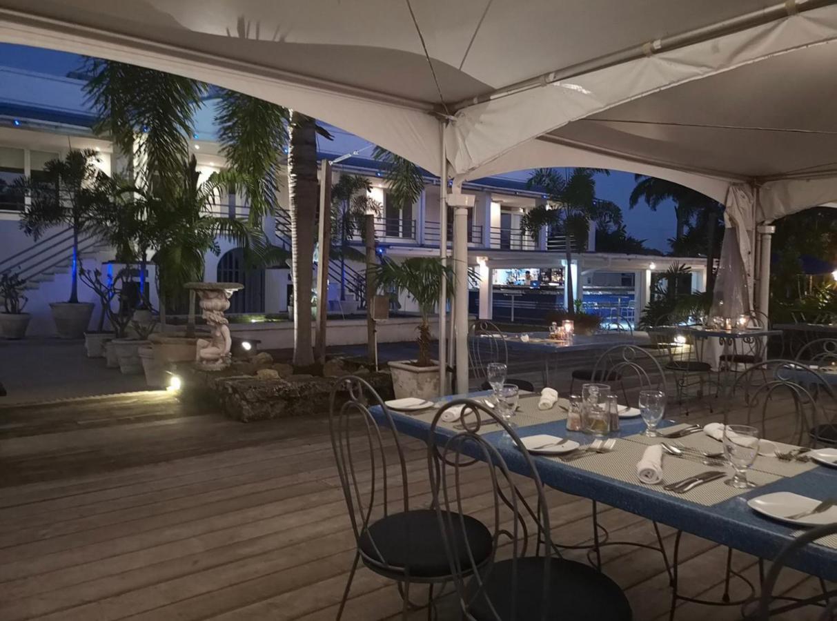 Sugalove Villa 30 Flamboyant Ave سانت جيمس المظهر الخارجي الصورة